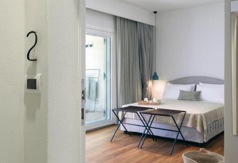 اتاق لوکس با وان آب گرم, Domìa Boutique Hotel E Cucina
