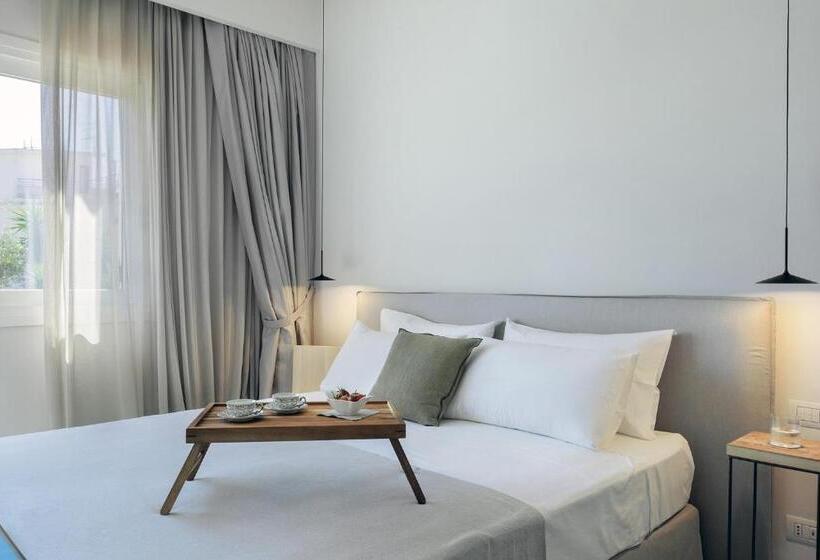 اتاق لوکس با بالکن, Domìa Boutique Hotel E Cucina