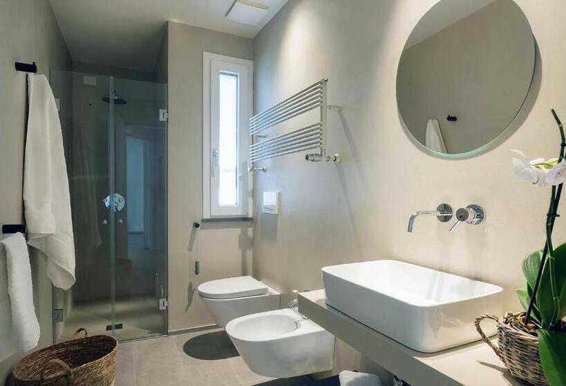 اتاق لوکس با بالکن, Domìa Boutique Hotel E Cucina