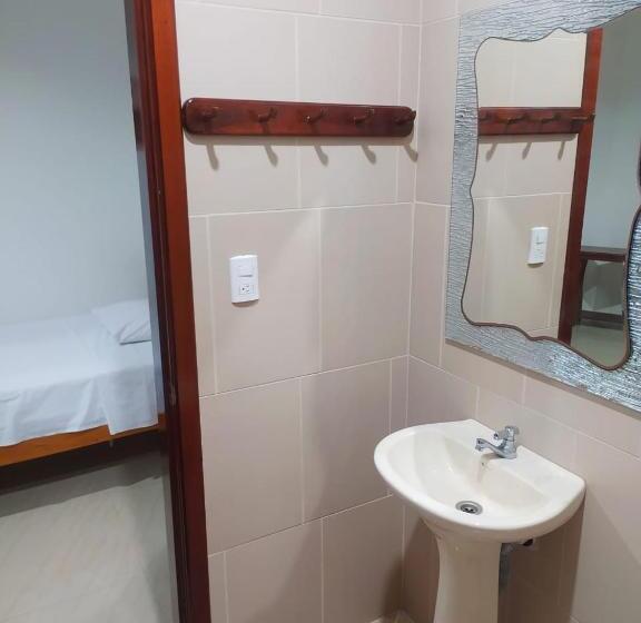 اتاق استاندارد با چشم‌انداز دریاچه, Hostal Los Flamencos