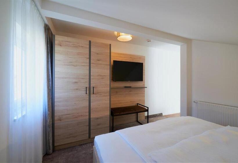 Апартаменты 1 Спальня с Балконом, Schneider Apartment Allersberg