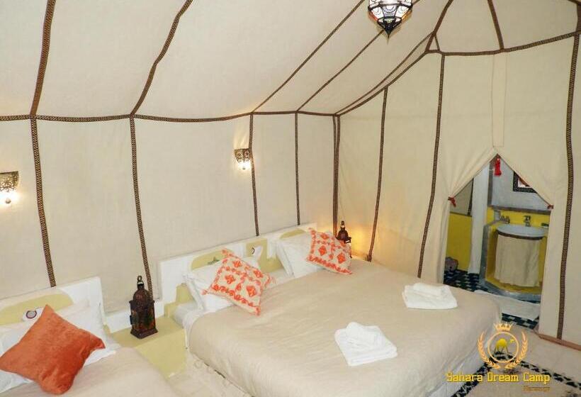 اتاق استاندارد سه نفره, Room In Lodge   Sleep In Luxury Tent In Desert