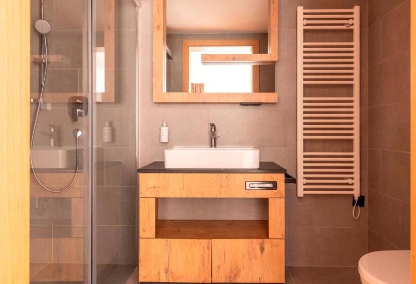 1 Bedroom Penthouse Apartment, Allsuite Resort Fieberbrunn