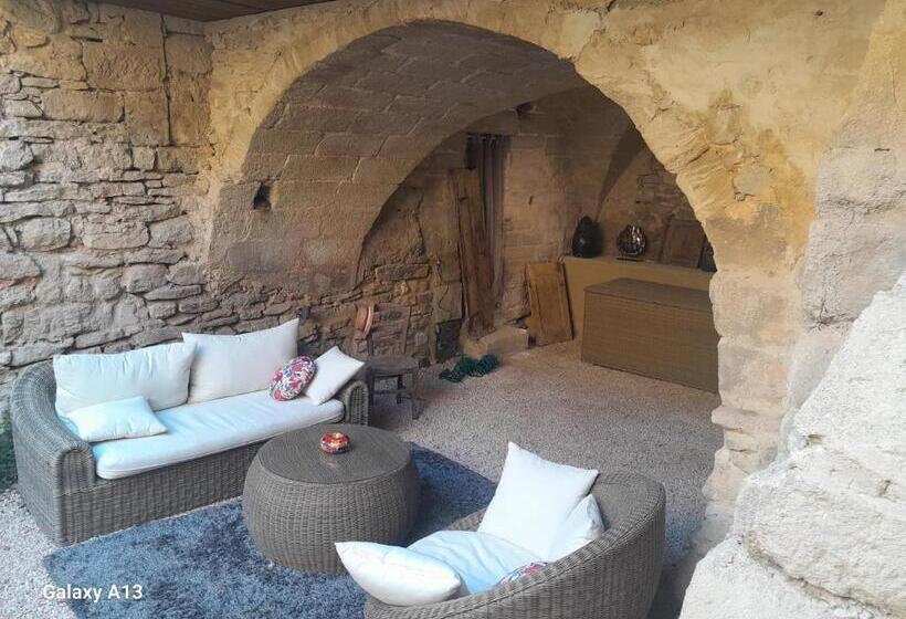 اتاق استاندارد با تخت بزرگ, La Maison D'aimé