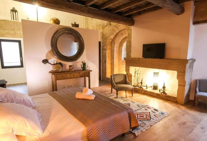 Suite with Terrace, La Maison D'aimé