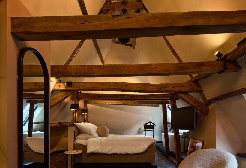 سوییت, Boutique Hotel & Restaurant Frenchie
