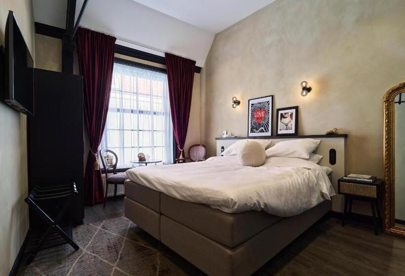اتاق لوکس, Boutique Hotel & Restaurant Frenchie