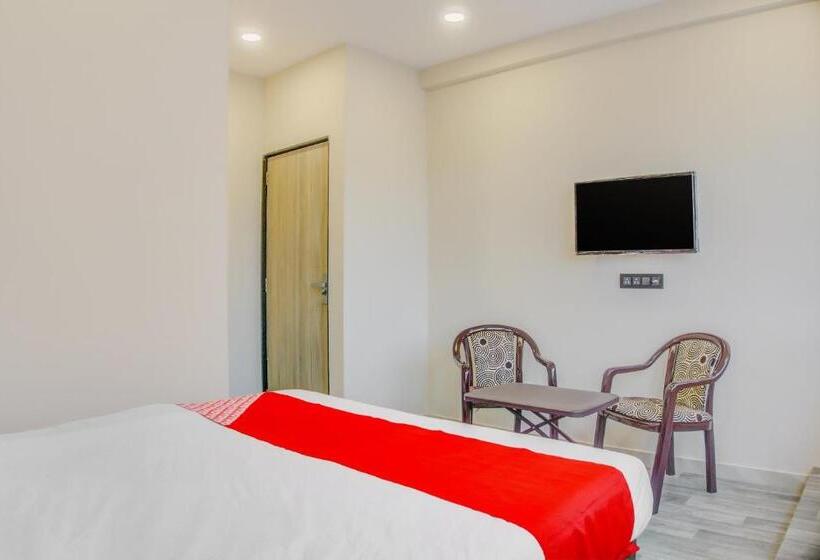 اتاق استاندارد, Oyo 79075 Safal Rooms