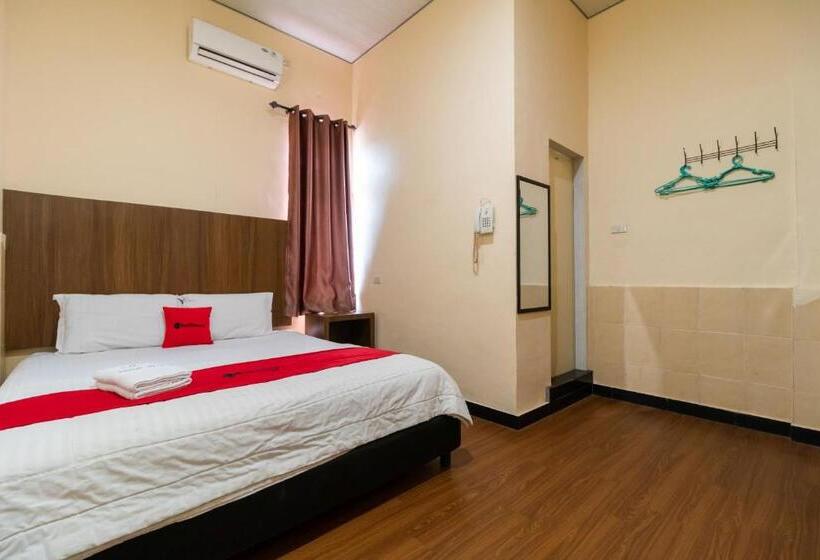 اتاق استاندارد, Reddoorz Plus Near Ramayana Pematangsiantar