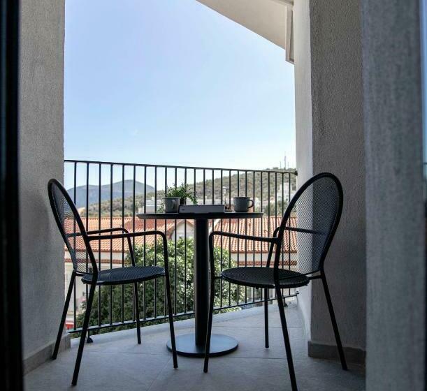 اتاق استاندارد, Payava Hotel By True Blue