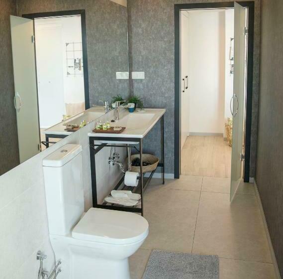 اتاق استاندارد با چشم‌انداز دریا, Payava Hotel By True Blue