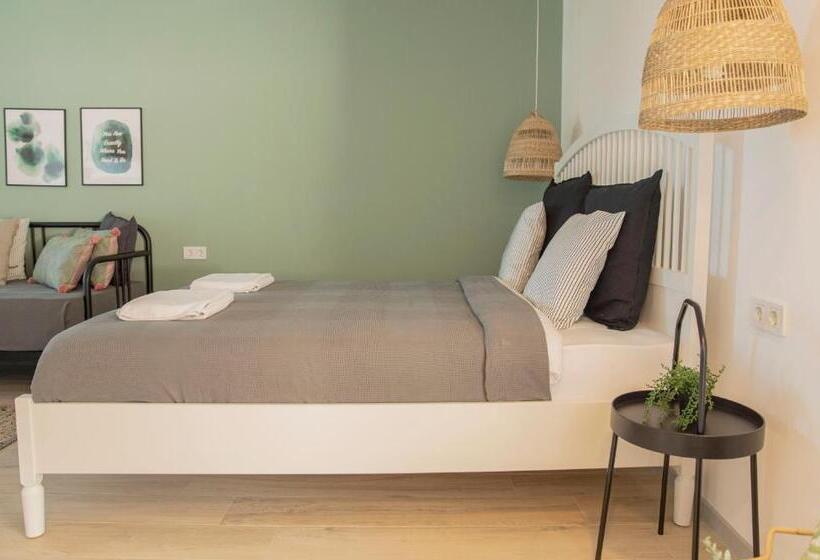 اتاق استاندارد, Payava Hotel By True Blue