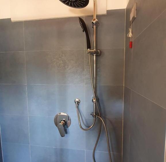 اتاق استاندارد, Affittacamere Samar
