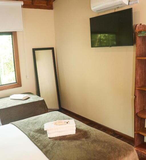 سوییت سوپریور, Bossa Beach House