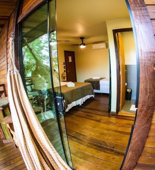 سوئیت با بالکن, Bossa Beach House