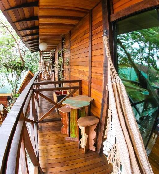 سوئیت با بالکن, Bossa Beach House