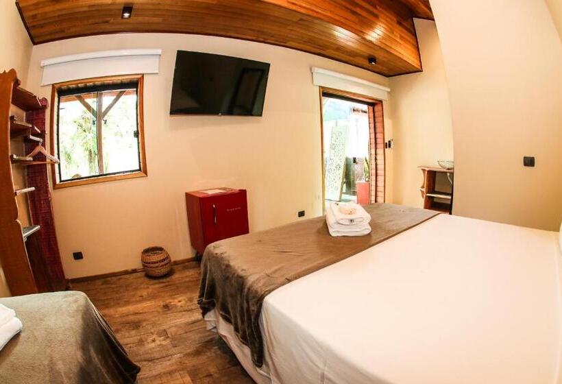 سوییت با چشم‌انداز باغ, Bossa Beach House