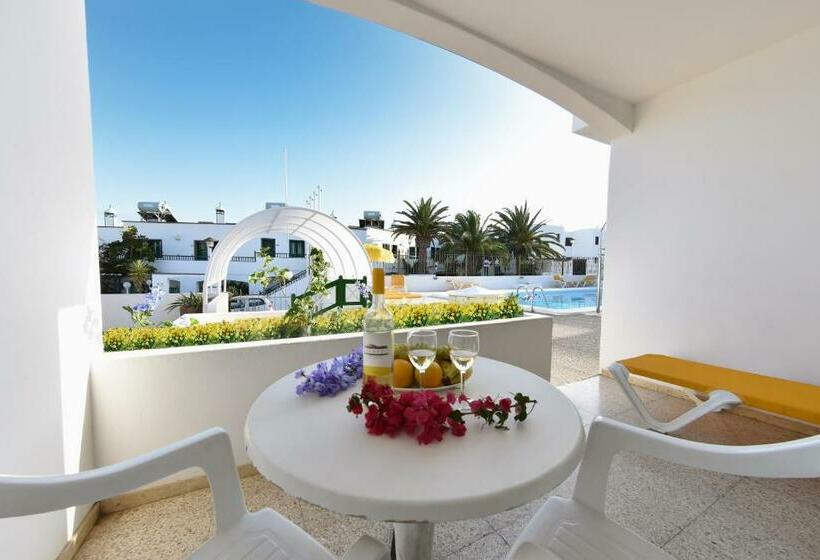 آپارتمان 1 خوابه همکف, Apartamentos Isabel