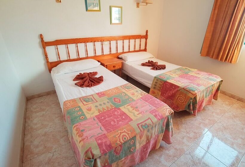 带1个卧室的带阳台的公寓, Apartamentos Tisalaya