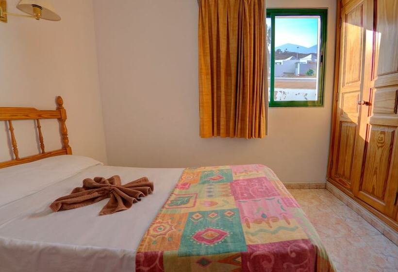 带1个卧室的带阳台的公寓, Apartamentos Tisalaya