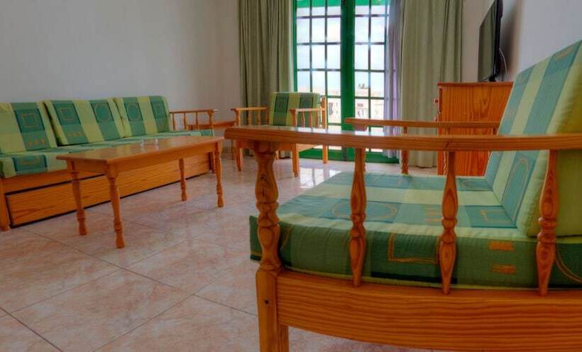 带1个卧室的带阳台的公寓, Apartamentos Tisalaya