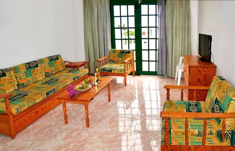 带1个卧室的带阳台的公寓, Apartamentos Tisalaya