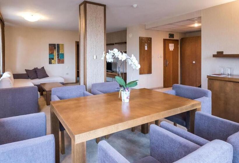 2 Bedroom Suite with Balcony, Evelina Palace Hotel