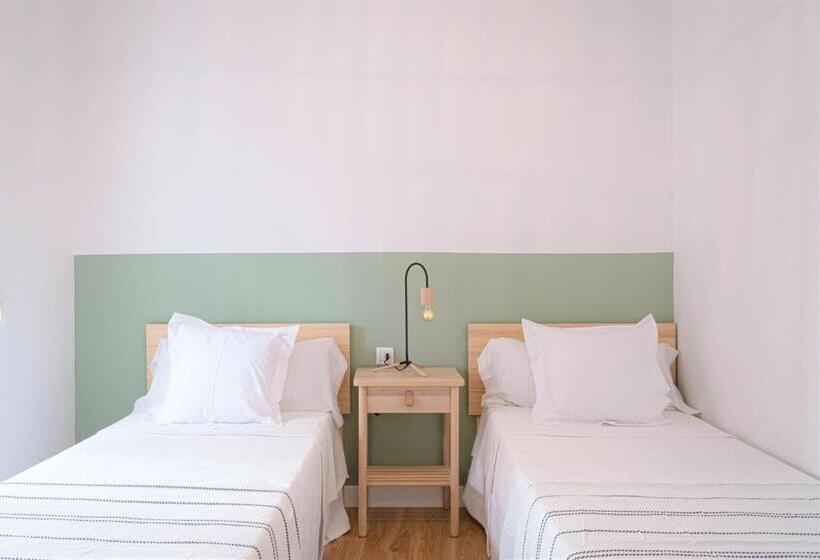 اتاق استاندارد, Hostal La Calzada