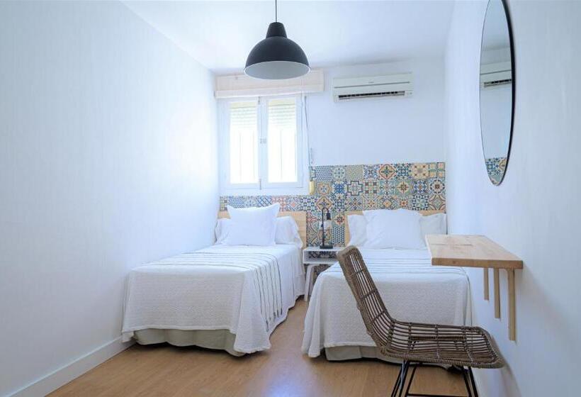 اتاق استاندارد, Hostal La Calzada