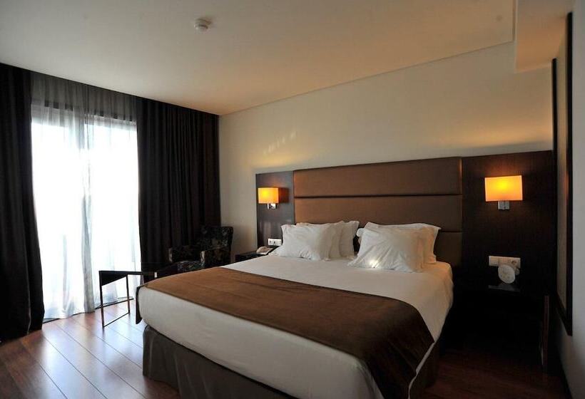 Standard Room with Balcony, Axis Porto Business & Spa