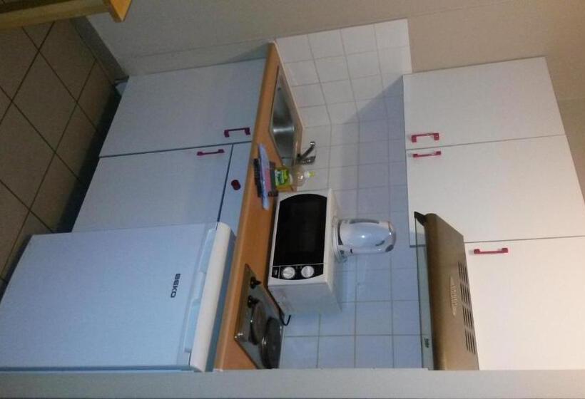 اتاق استاندارد یک نفره, Room In Studio   Condo Gardens Leuven   Budget Studio Single