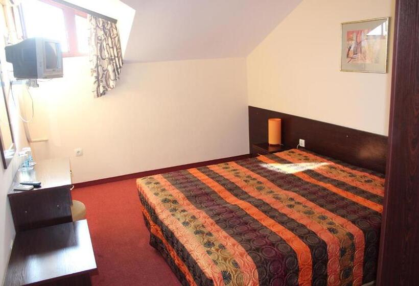اتاق پنت هاوس, Family Hotel Elena