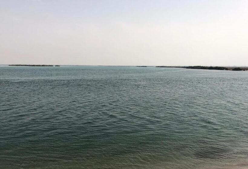 ویلای 1 خوابه, Flamingo Beach