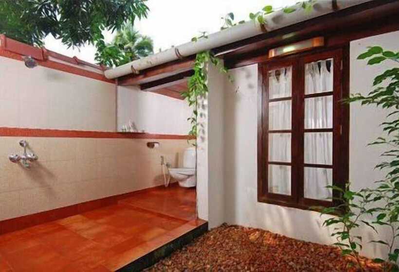 اتاق استاندارد با تخت دوبل, Kayaloram Heritage Lake Resort