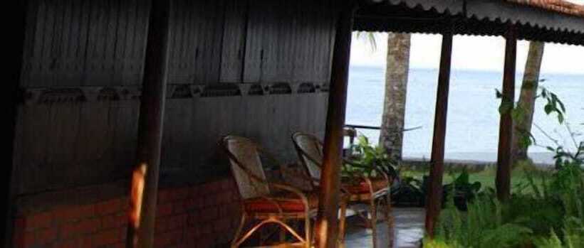 اتاق استاندارد با تخت دوبل, Kayaloram Heritage Lake Resort