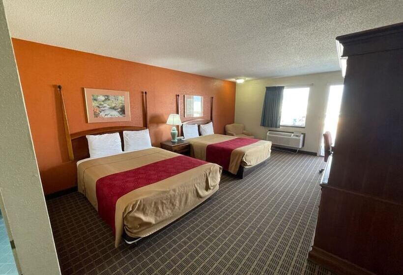 اتاق استاندارد با 2 تخت دوبل, Knights Inn & Suites Emporia