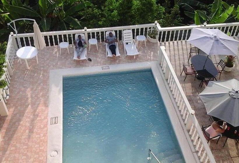 اتاق سوپریور با چشم‌انداز دریا, Retreat Guest House