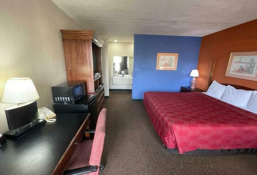 Quarto standard, Knights Inn & Suites Emporia