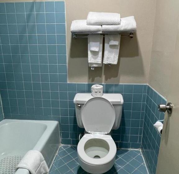 اتاق استاندارد, Knights Inn & Suites Emporia