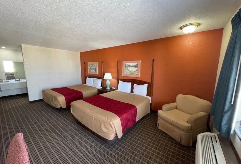 اتاق استاندارد با 2 تخت دوبل, Knights Inn & Suites Emporia