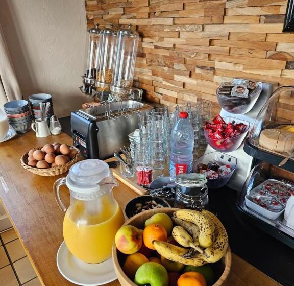 اتاق اکونومی, Westendia Free Parking Top Breakfast