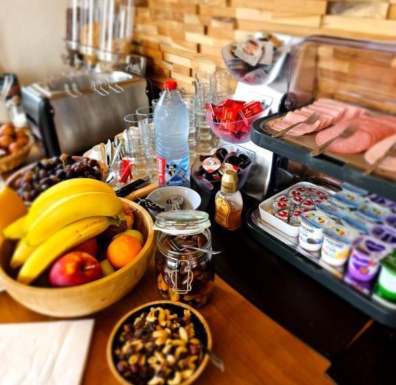 اتاق اکونومی, Westendia Free Parking Top Breakfast