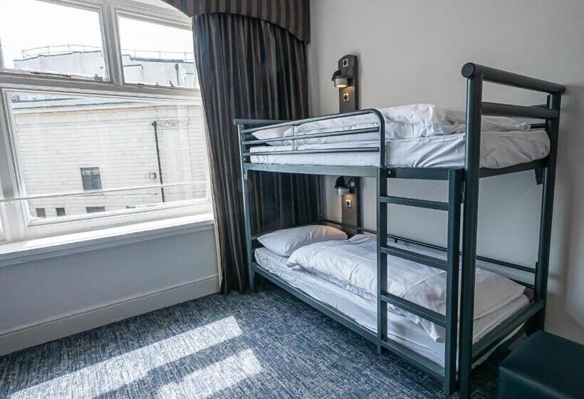 اتاق استاندارد چهار تخته, A&o Brighton Beach