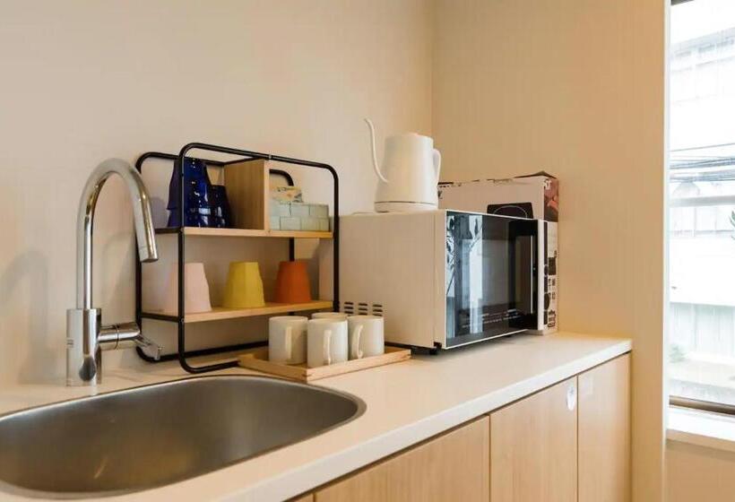 سوییت لوکس, 8b Hotel  Osaka Nishikujo Apartment