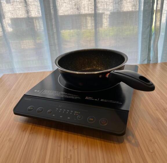 سوییت لوکس, 8b Hotel  Osaka Nishikujo Apartment