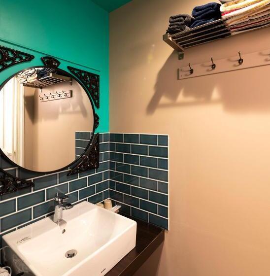 سوییت خانوادگی, Room Inn Shanghai 横浜中華街 Room 2