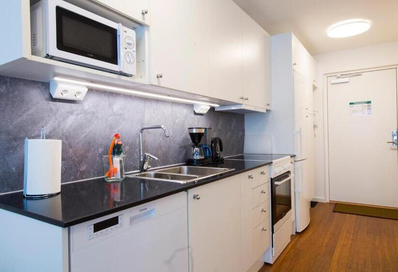 استودیوی استاندارد, Continental Apartment Hotel Sollentuna