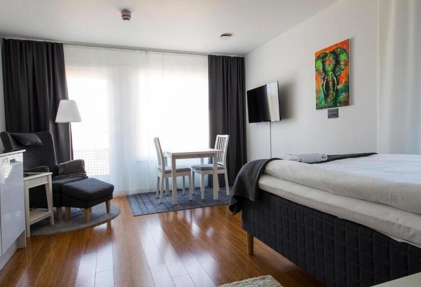 استودیوی استاندارد, Continental Apartment Hotel Sollentuna