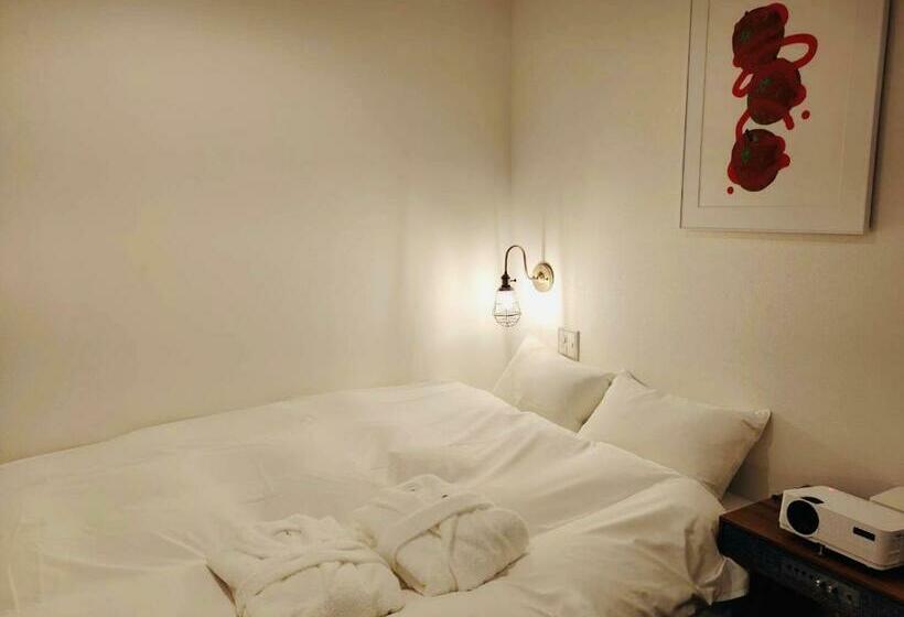 اتاق استاندارد با سرویس بهداشتی مشترک, Benjamin Hotel Kanazawa