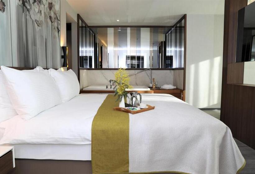 سوییت خانوادگی, Limak Skopje Luxury